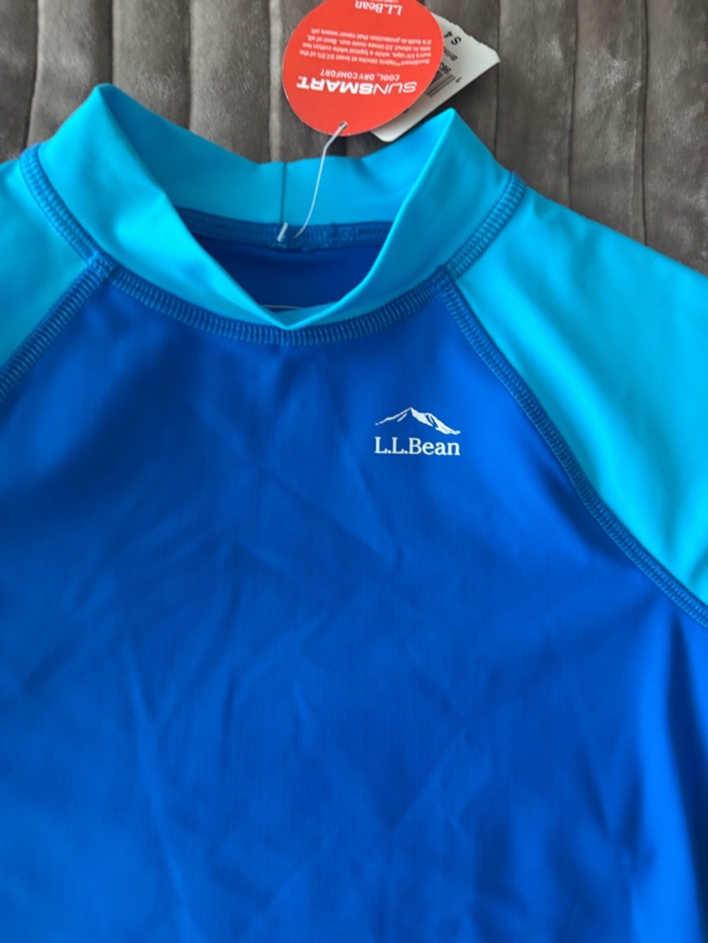 L.L.Bean SunSmart Two-Tone Blue UPF Rash Guard - Picture 3 of 3